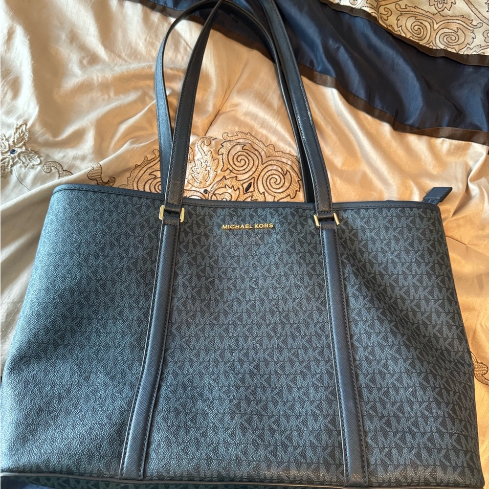 Michael Kors tote bag